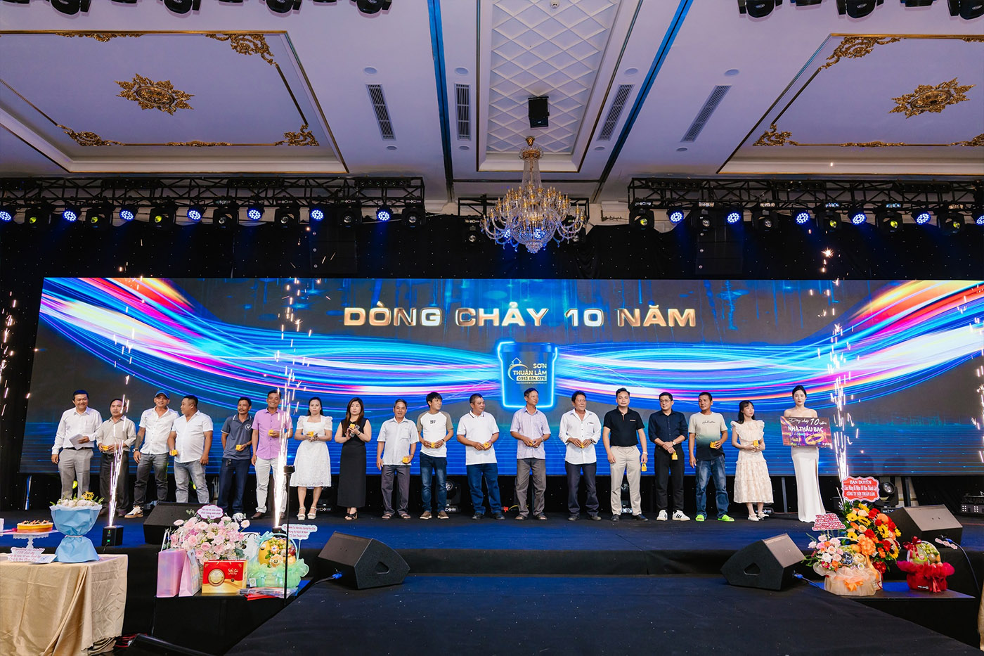 Sơn nước Lâm Đồng